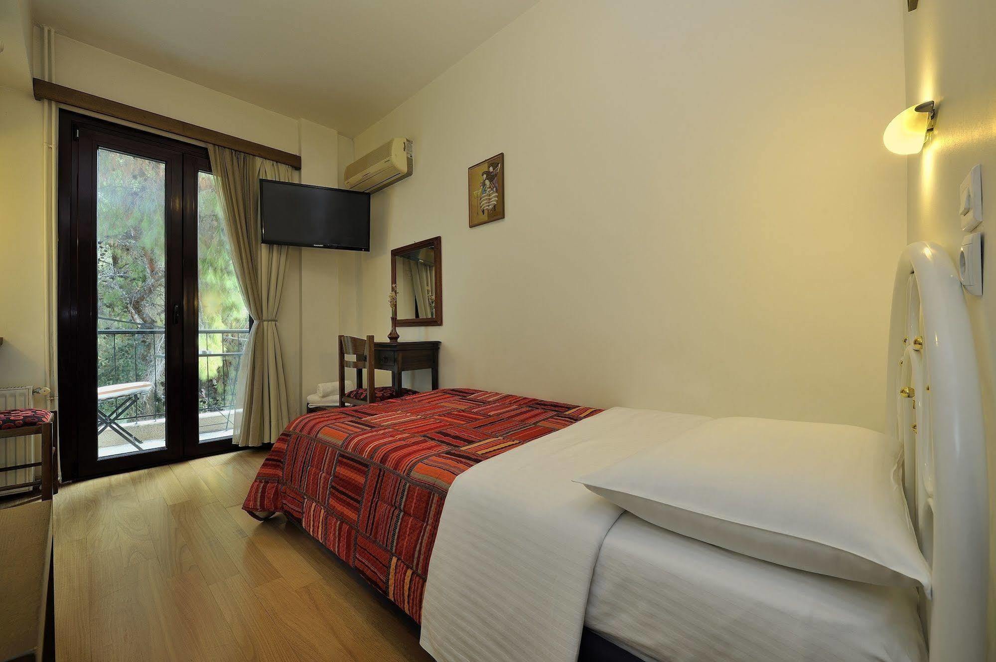 Dryades&Orion Hotel Atenas Exterior foto